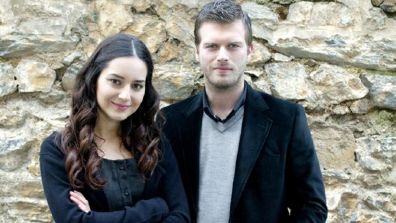 مسلسل ميرنا وخليل الحلقة 66 مدبلجة